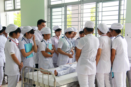 Tuyển sinh Đại học trực tuyến