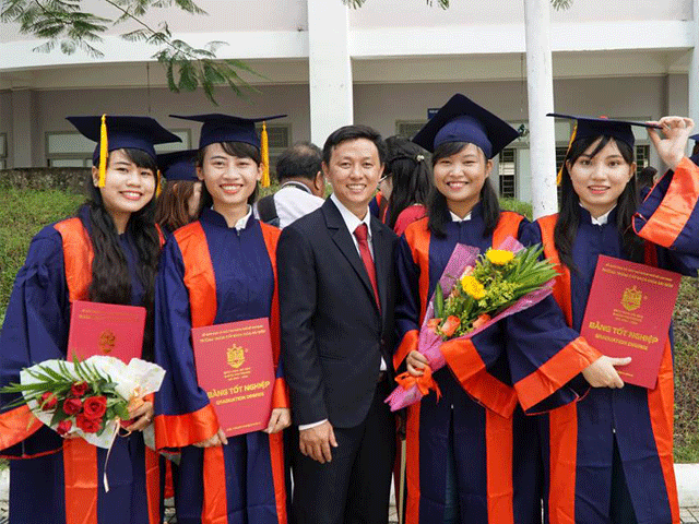 Tuyển sinh Đại học trực tuyến