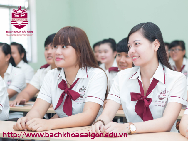Tuyển sinh Đại học trực tuyến