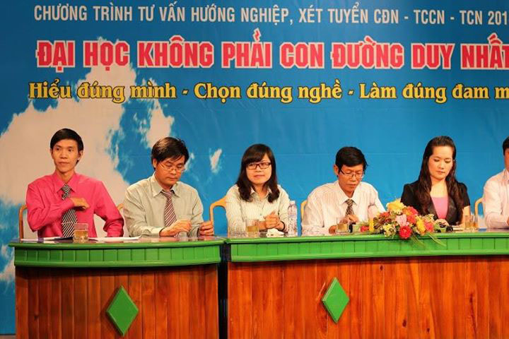 Tuyển sinh Đại học trực tuyến