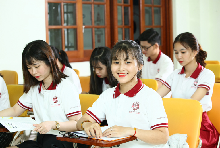 Tuyển sinh Đại học trực tuyến